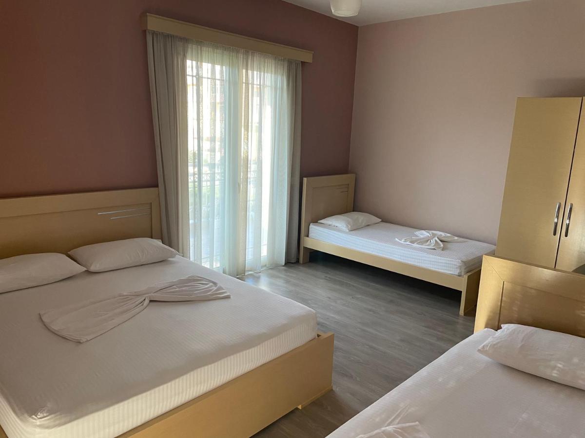 Rent Rooms Kapri Pogradec Buitenkant foto